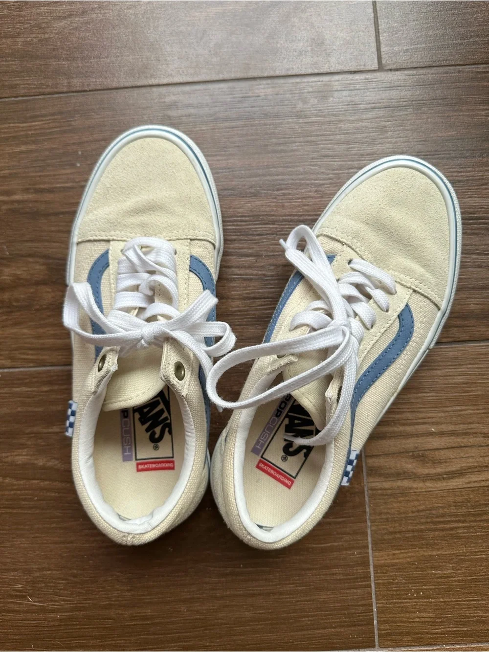 Vans Old Skool Low Top Classic Sneakers Men’s 5.5 Women’s 7